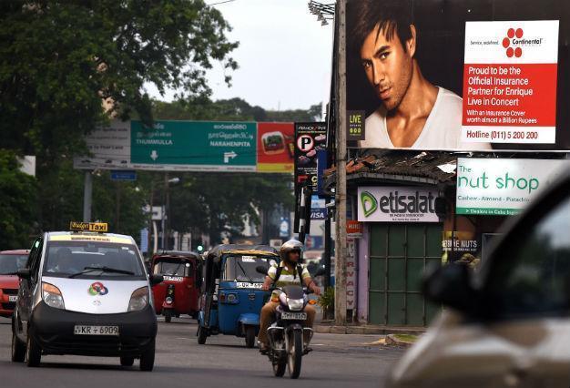 Sri Lanka cricket stars sorry for Enrique concert chaos