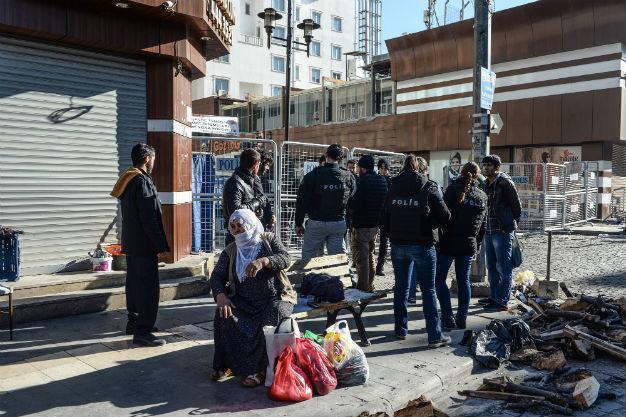 Diyarbakır’s Sur district under curfew for a month