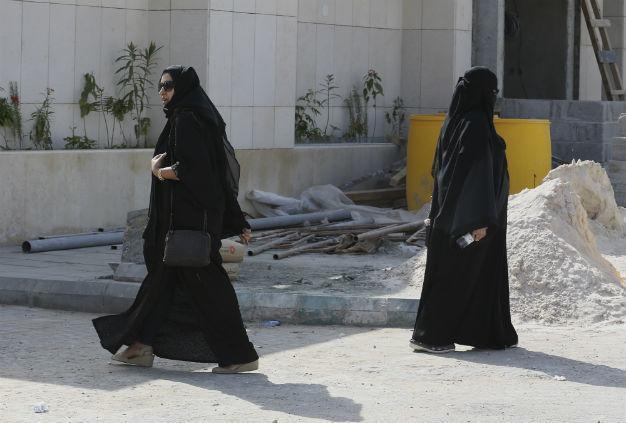 Woman wins council seat in historic Saudi polls