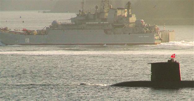 Controversial Russian warship returns to Bosphorus