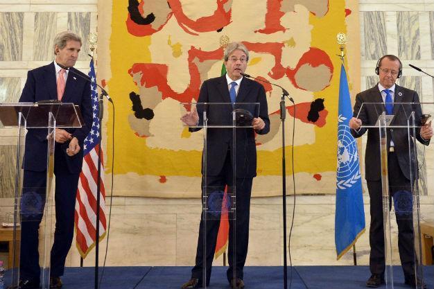 Powers back unity government in Libya to deter ISIL