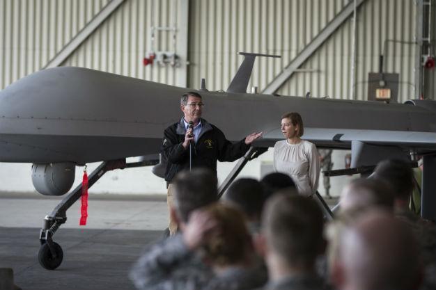 US urges Turkey to do more in anti-ISIL fight, seal Syrian border