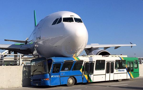Iranian plane skids off runway in Istanbul Atatürk Airport