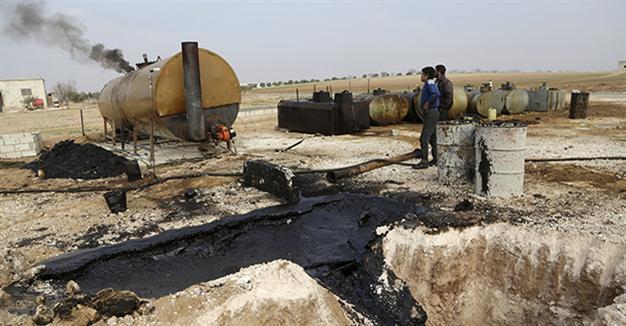 Russia says its strikes reduce oil smuggling to Turkey