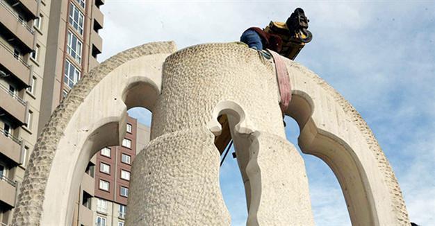 Aksoy’s sculpture moved to Avcılar