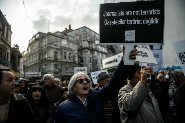 500 journalists fired, 70 others attacked in 2015: TGC