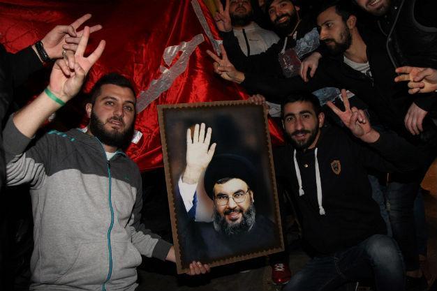 Hezbollah targets Israeli forces with bomb, Israel shells south Lebanon
