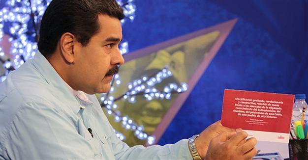 Venezuelas Maduro limits congressional oversight of central bank