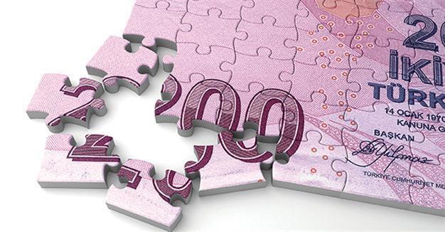 Turkish Lira weakens to 3 against dollar