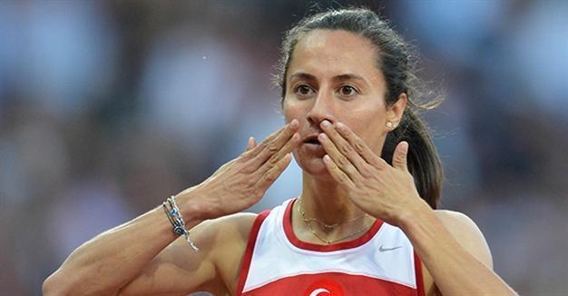 Turkish Olympic gold medalist in bribe scandal