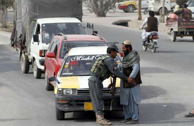 Taliban kill 10 Afghan police in insider attack: Officials