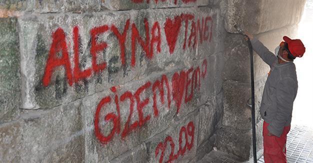 Historic castle cleansed of graffiti