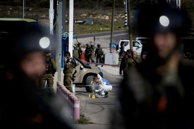Palestinian shot dead after attempting to stab Israeli soldiers: Army