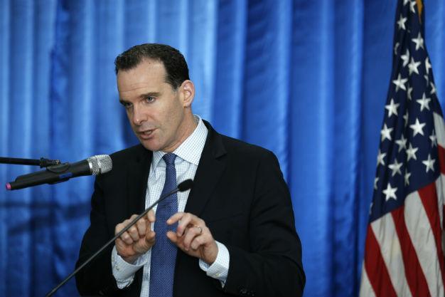 US anti-ISIL envoy visits Kurdish, Arab fighters in Syria: Sources