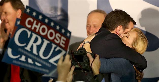 Republican Cruz bests Trump in Iowa race, Clinton and Sanders tie