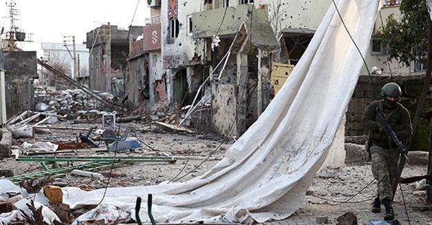 Row between gov’t, HDP over stranded Cizre civilians escalates