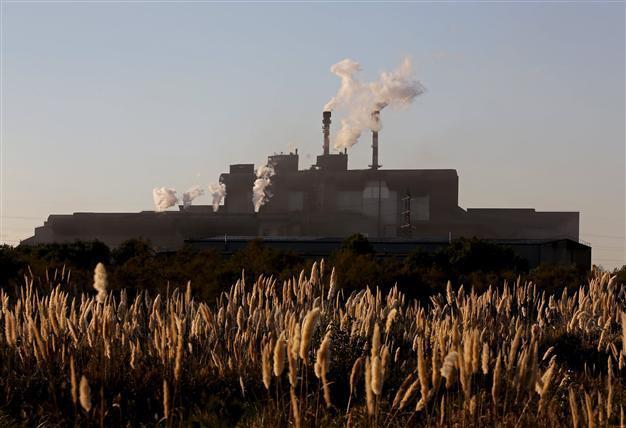 Falling prices push steelmaker ArcelorMittal annual loss to $7.9 bn