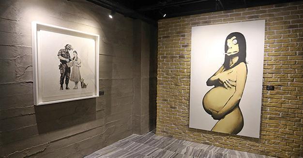 ‘Banksy exhibition is unofficial,’ says WSJ