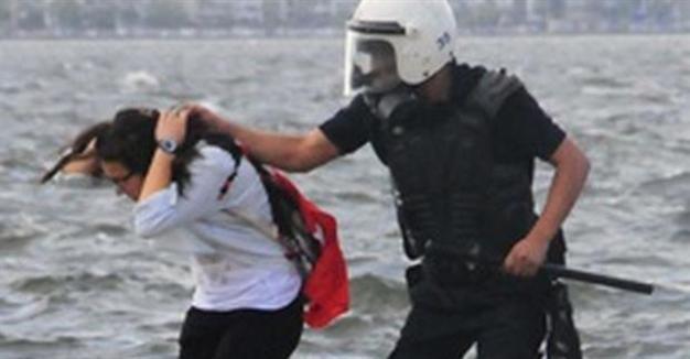 Police officers get postponed fines for Gezi protest beatings