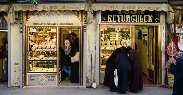Turks, Syrians from southeastern town form special bond