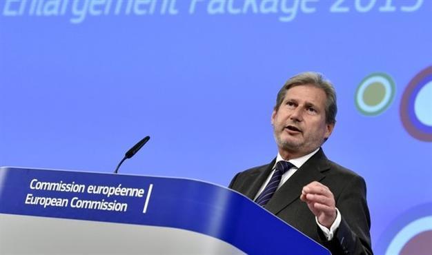 Top EU officials to visit Ankara after progress reports slams Turkey