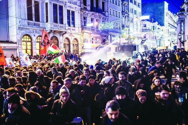 Swiss use tear gas, rubber bullets to break up Kurdish rally