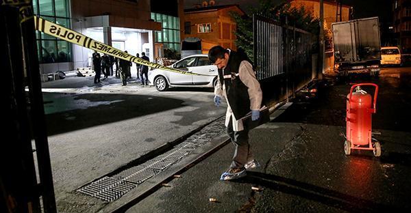 Two pro-govt newspaper offices in Istanbul vandalized by gunmen