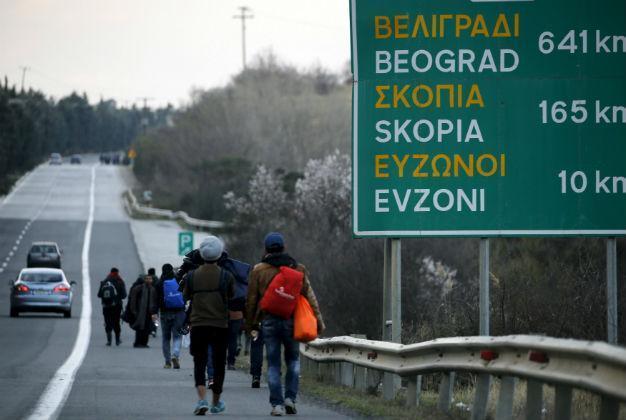 Europes free travel will end unless Turkey halts migrant flow, officials say