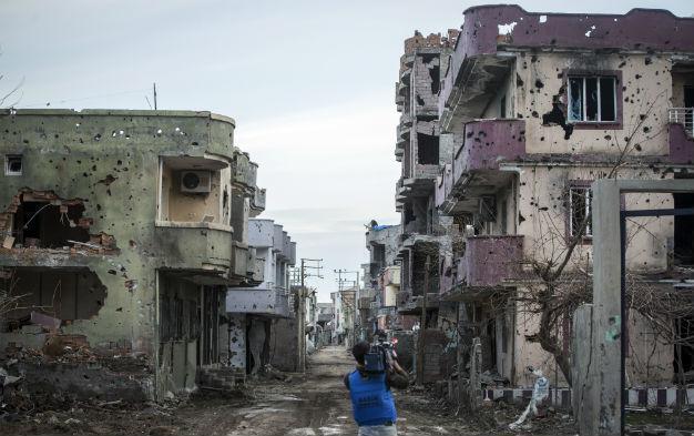 Cizre businesses ask for help after clashes, curfews hit Turkey’s east