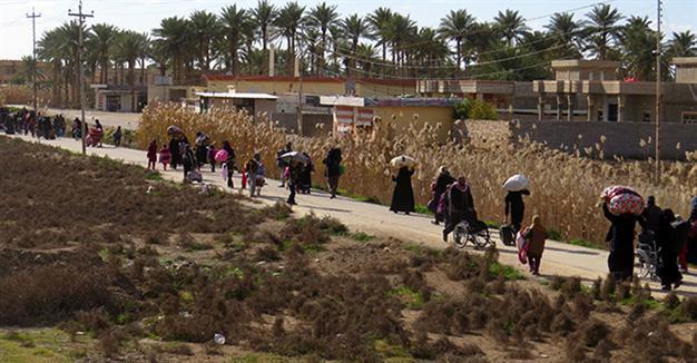 Clashes in jihadist-held Iraq city halt after residents seized