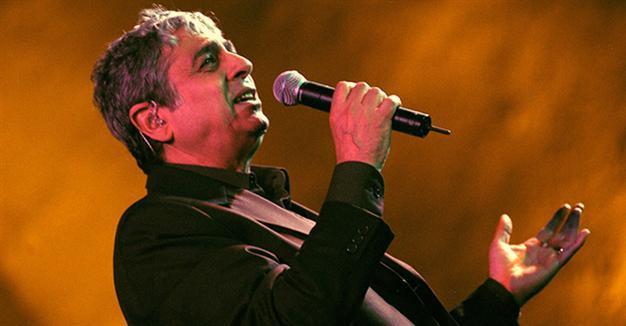 Istanbul once again to welcome Enrico Macias