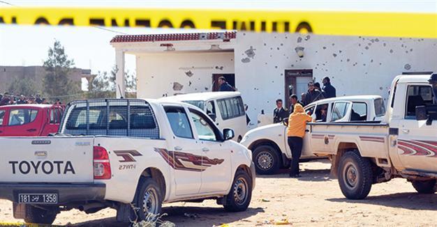 Tunisia kills 28 jihadists after attack near border