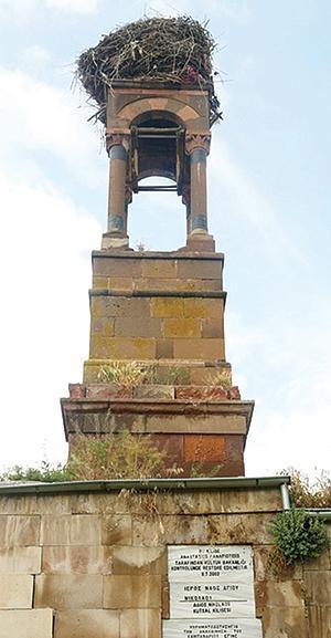 Experts volunteer to save non-Muslim heritage in Turkey