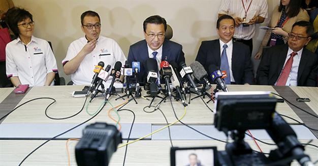Mozambique debris likely same model plane as MH370: Malaysia