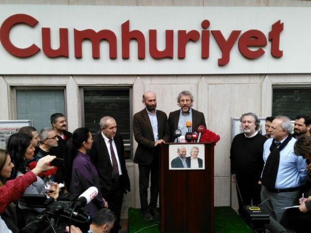 US welcomes release of Turkish journalists