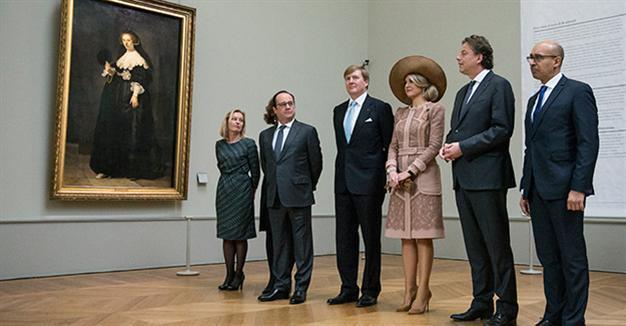 Hollande, Dutch royals view jointly purchased Rembrandts