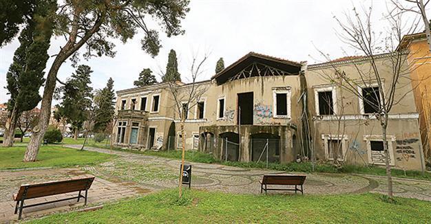 Historic building to reopen as art center in İzmir