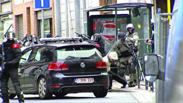 ‘I was a suicide bomber’: Paris suspect charged in Belgium