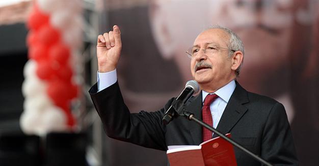 Turkey’s opposition leader blasts migrant deal, proposes giving 6 bln euros to EU