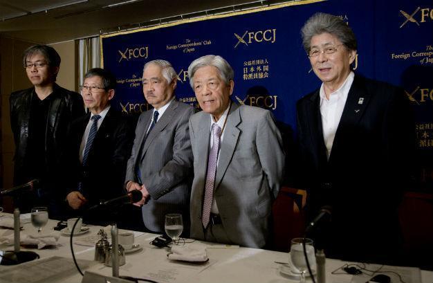 Japanese journalists allege government pressure on media