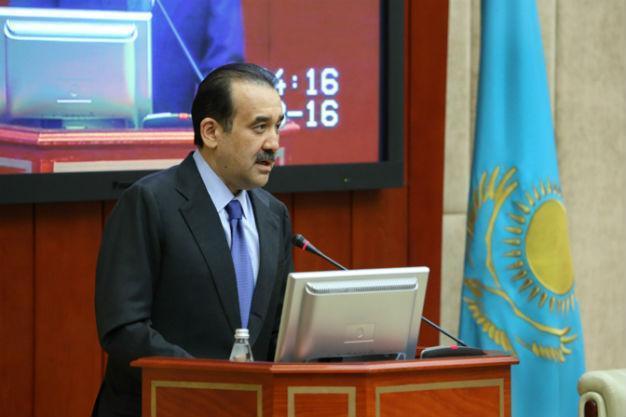 Kazakh lower house votes to keep in place gov’t of PM Masimov