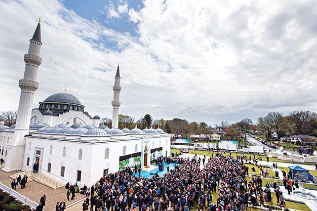 Erdoğan attends opening ceremony of mosque, culture center in US