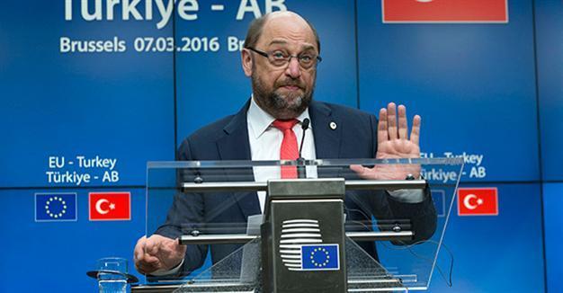EU must watch rights in Turkey despite refugee deal: Schulz
