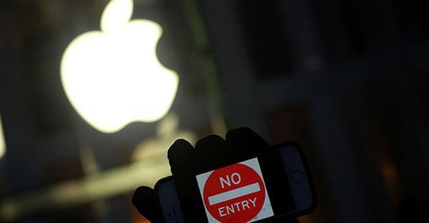 FBI unlocks iPhone of attacker, ending Apple battle