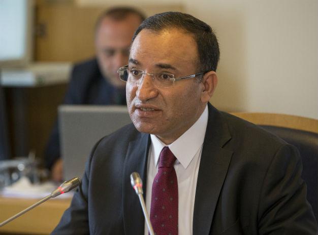 Turkish ministers accuse Twitter of plotting against Erdoğan