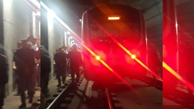 Marmaray rail service partially suspended due to technical issues in Istanbul