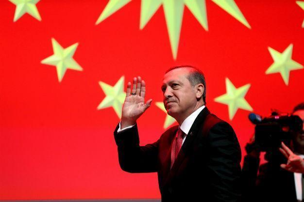 President Erdoğan files complaint against German comedian over TV poem