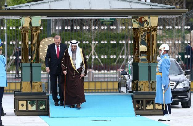 Turkish, Saudi leaders discuss Syria, terror on King Salman’s visit