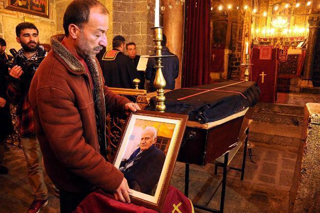 Elder member of Diyarbakır Armenian community dies at 86