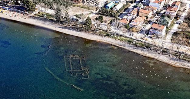 Ancient coins found at underwater basilica in Bursa